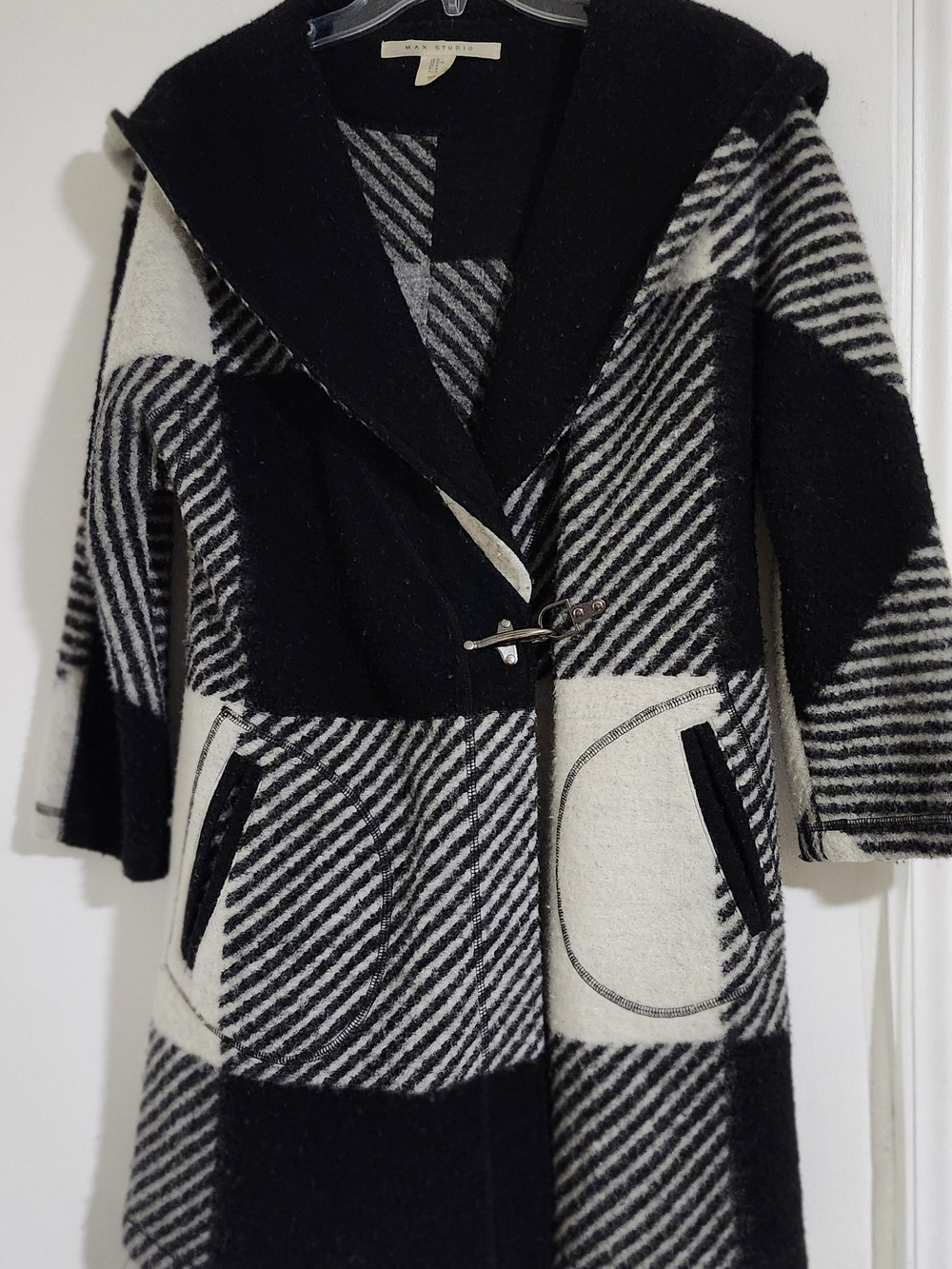 Max Studio Black & White Hooded Coat